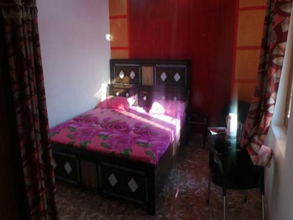 Hotel Jan Jan Tak Dehradun Zewnętrze zdjęcie